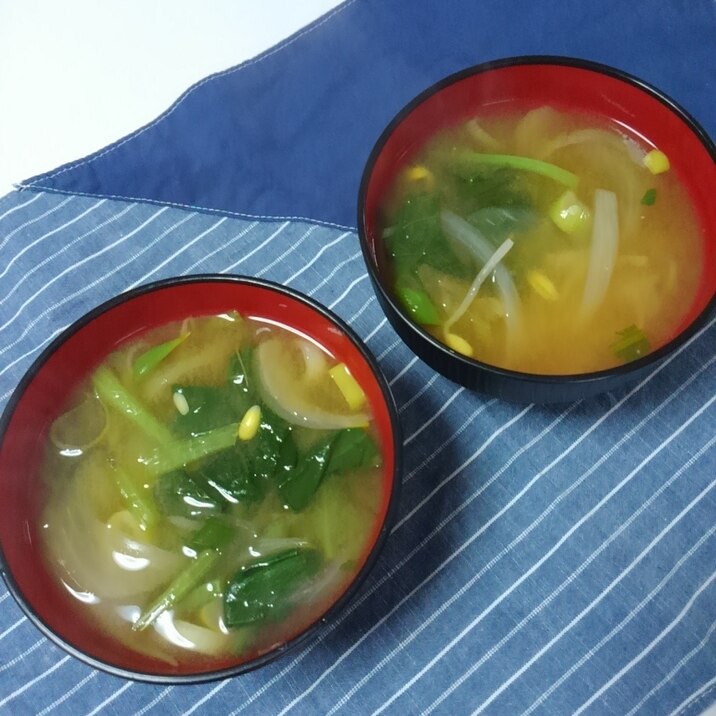 すぐに作れる　もやしの味噌汁